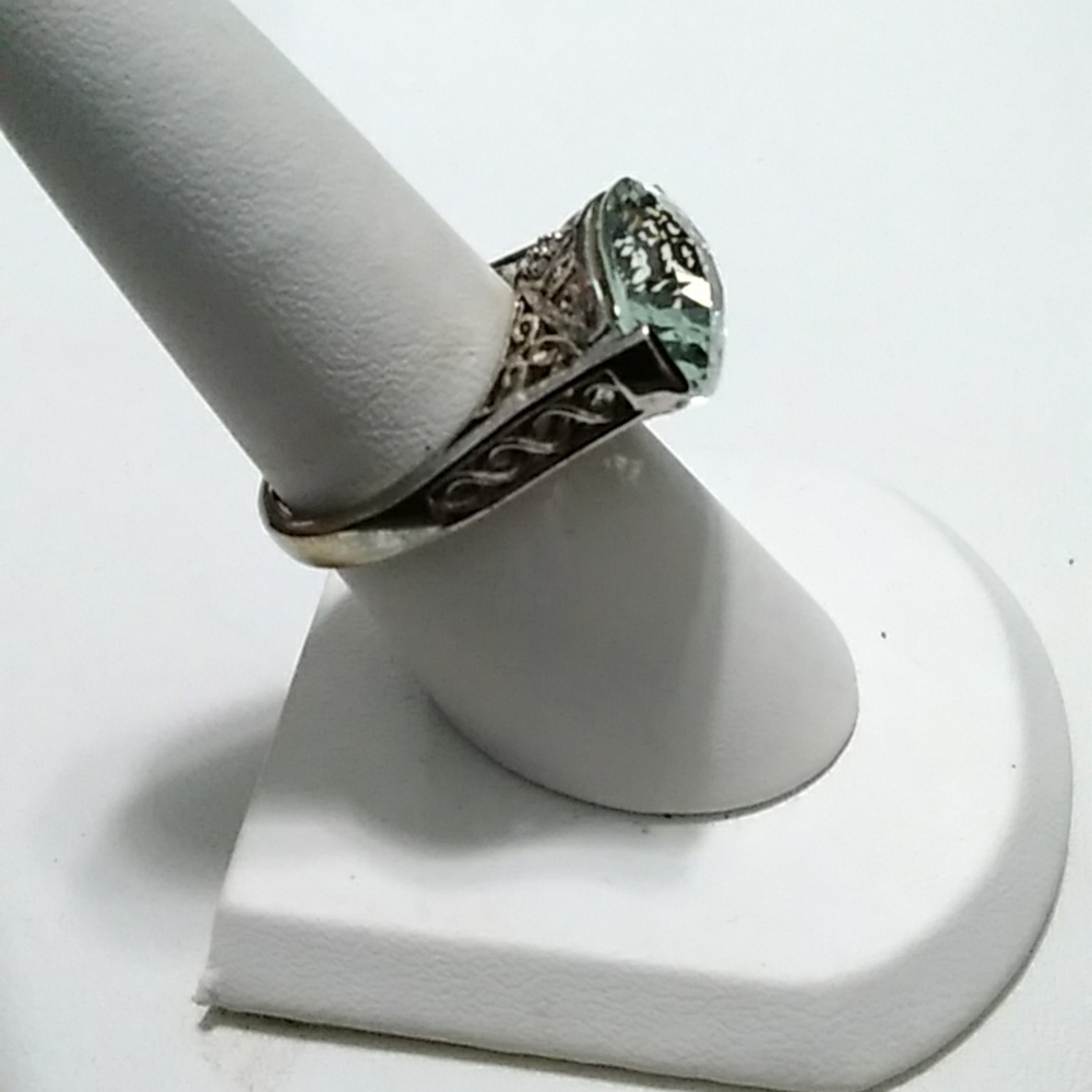 Prasiolite and Diamond Ring - Picture 4 of 8
